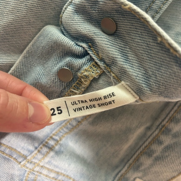 Pacsun Ultra High Rise Vintage Light Wash Denim Shorts - Picture 3 of 4